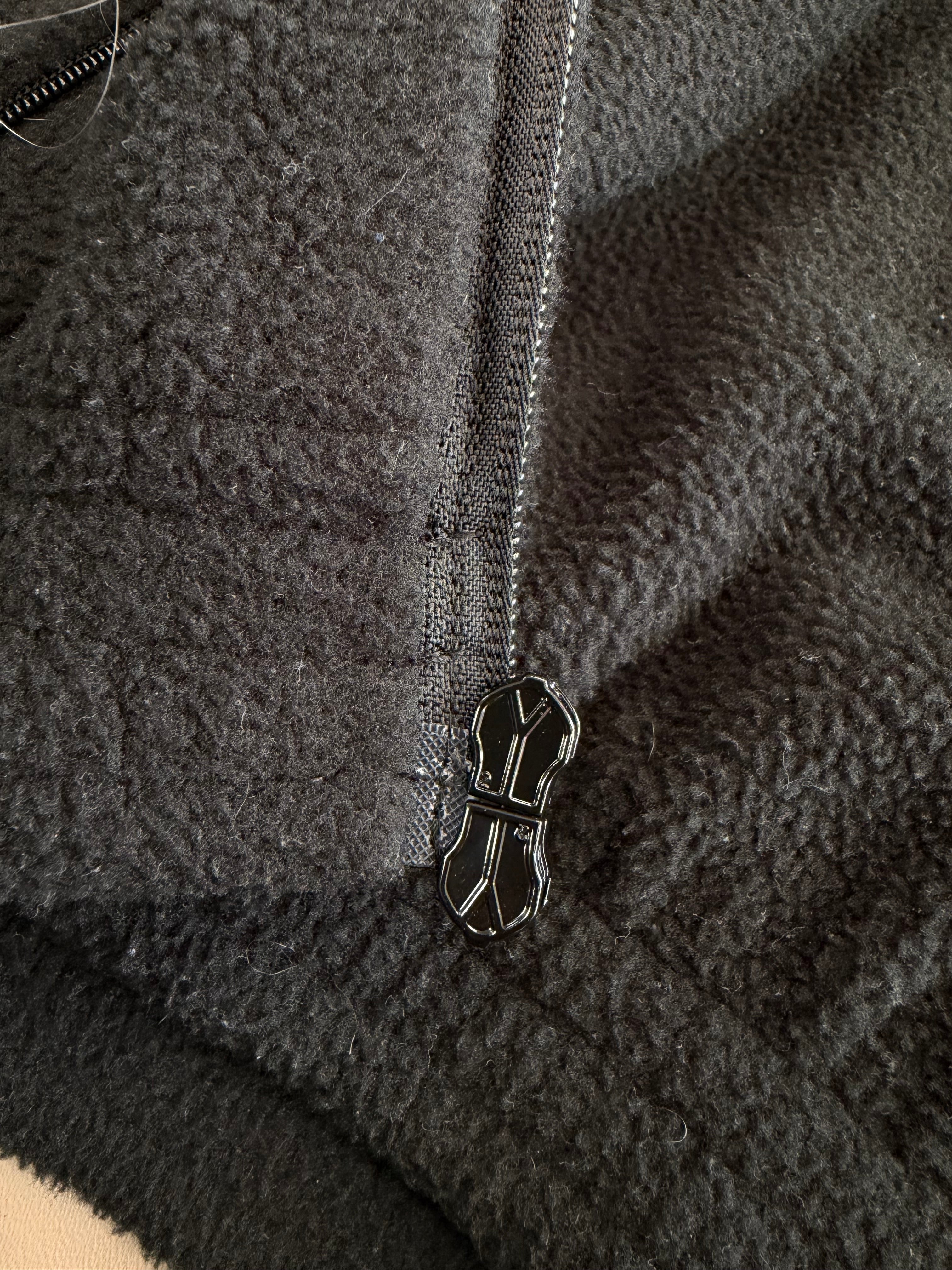 BALENCIAGA POLITICAL CAMPAIGN FLEECE JACKET (3)