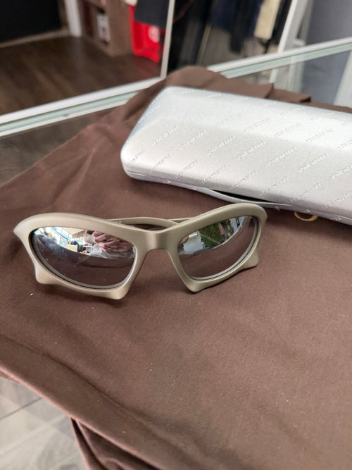 BALENCIAGA BAT RECTANGLE GLASSES