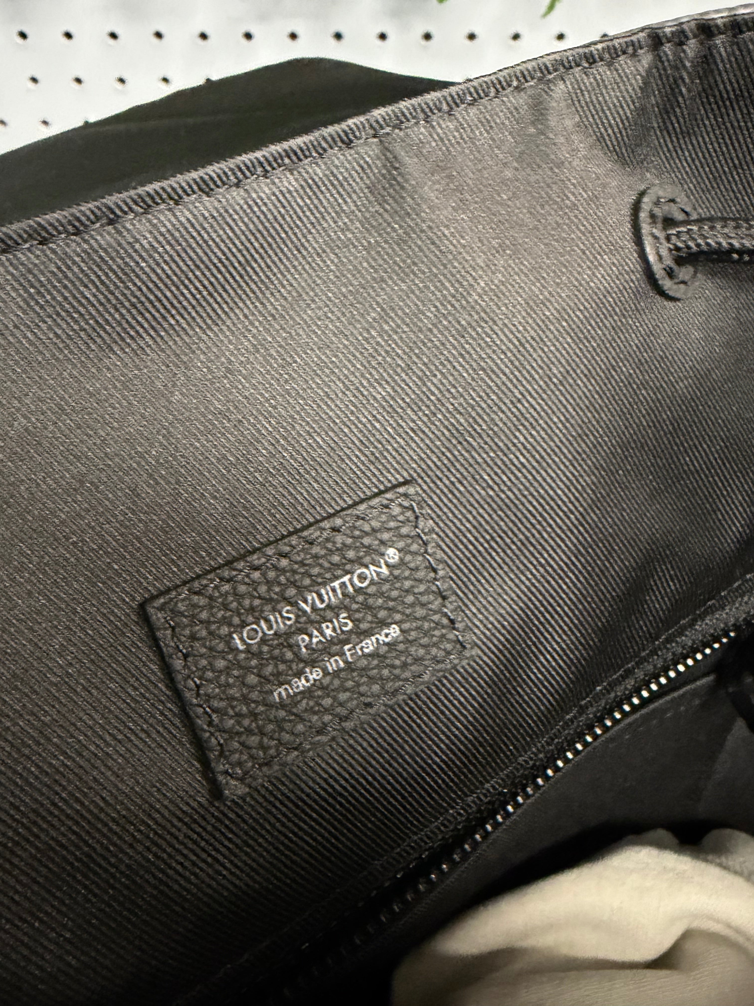 LOUIS VUITTON CHRISTOPHER MM 'DAMOFLAGE'