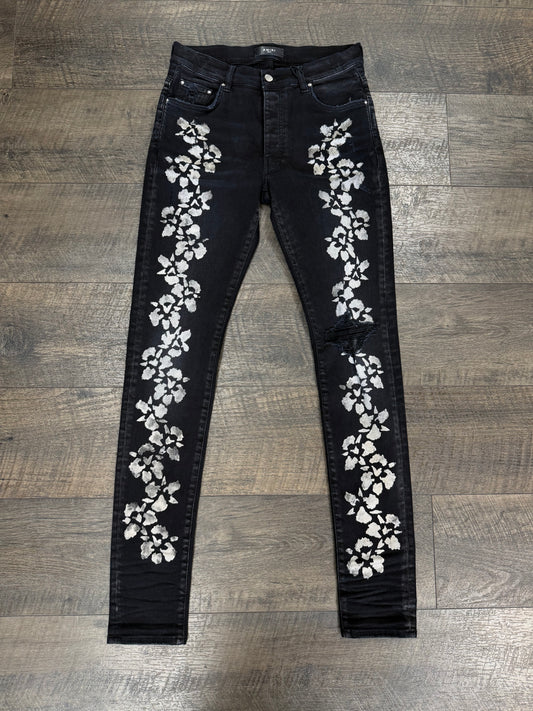 AMIRI HISBISCUS STENCIL DISTRESSED DENIM JEANS (31)