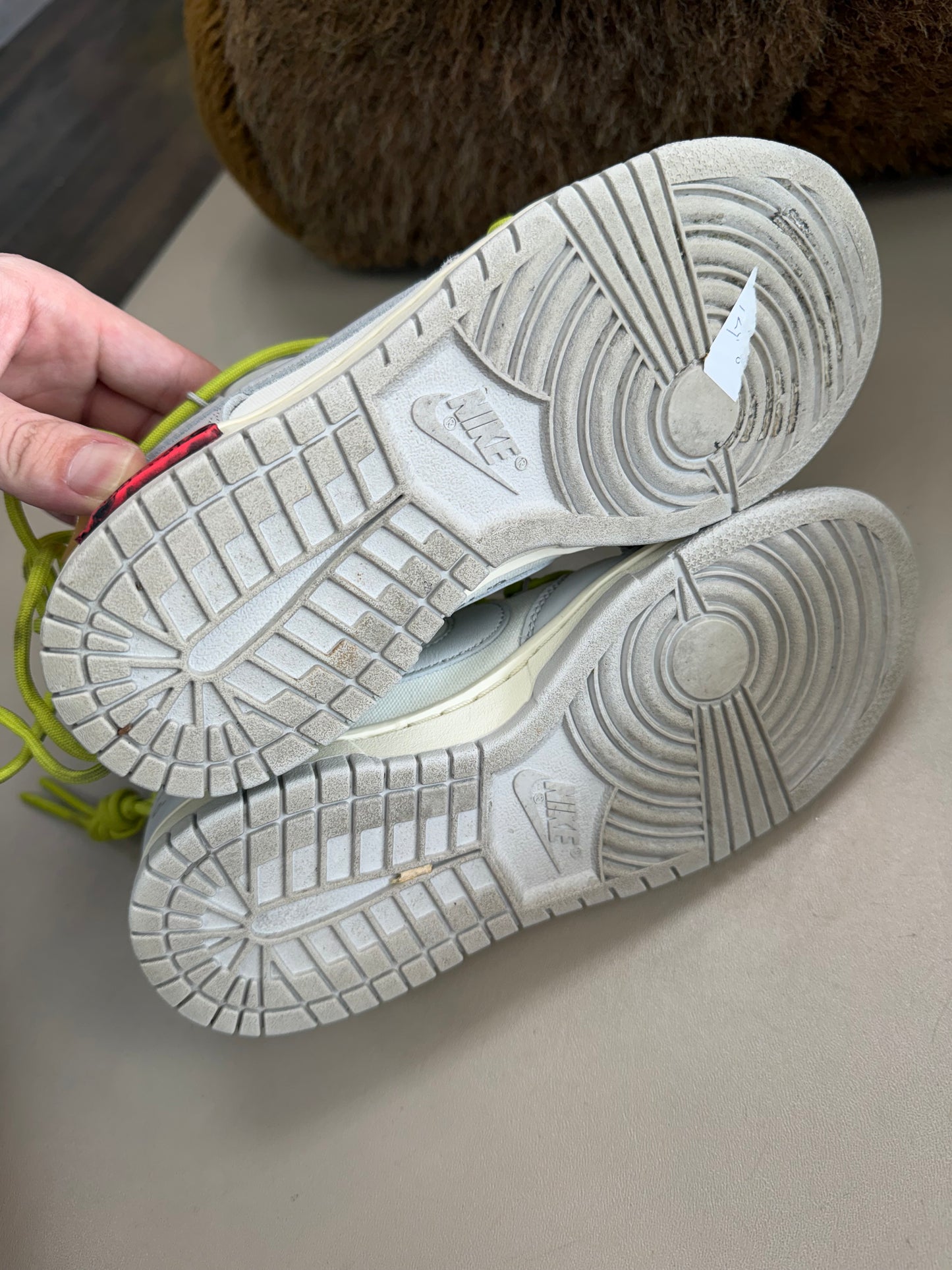 OFF-WHITE X NIKE DUNK LOW LOT 08 (MENS 4)