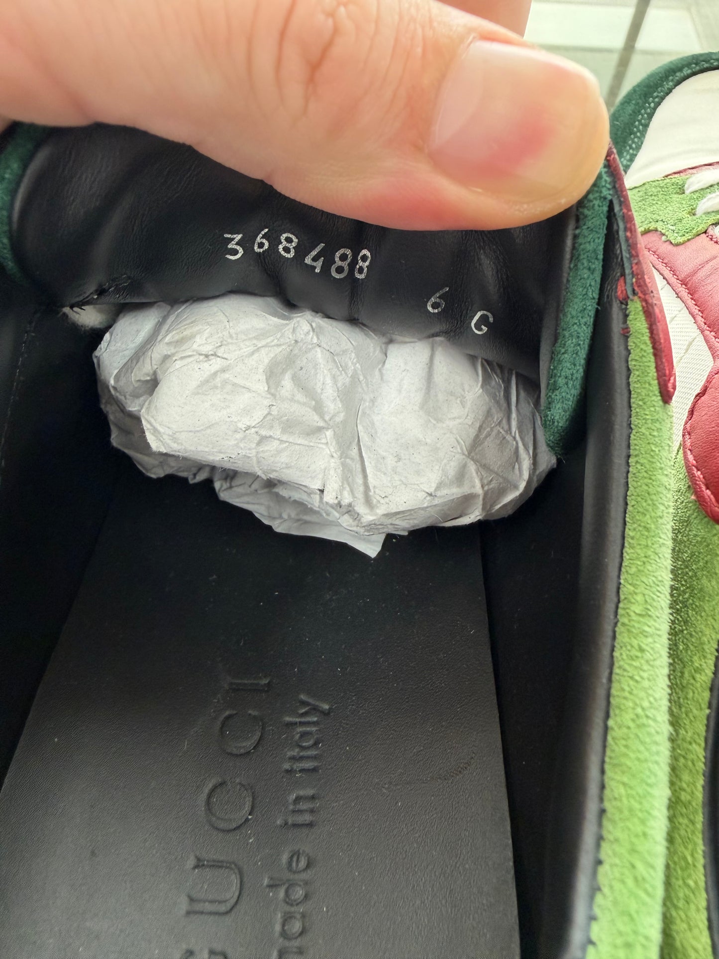 GUCCI SEUDE LEATHER TRAINER (7)