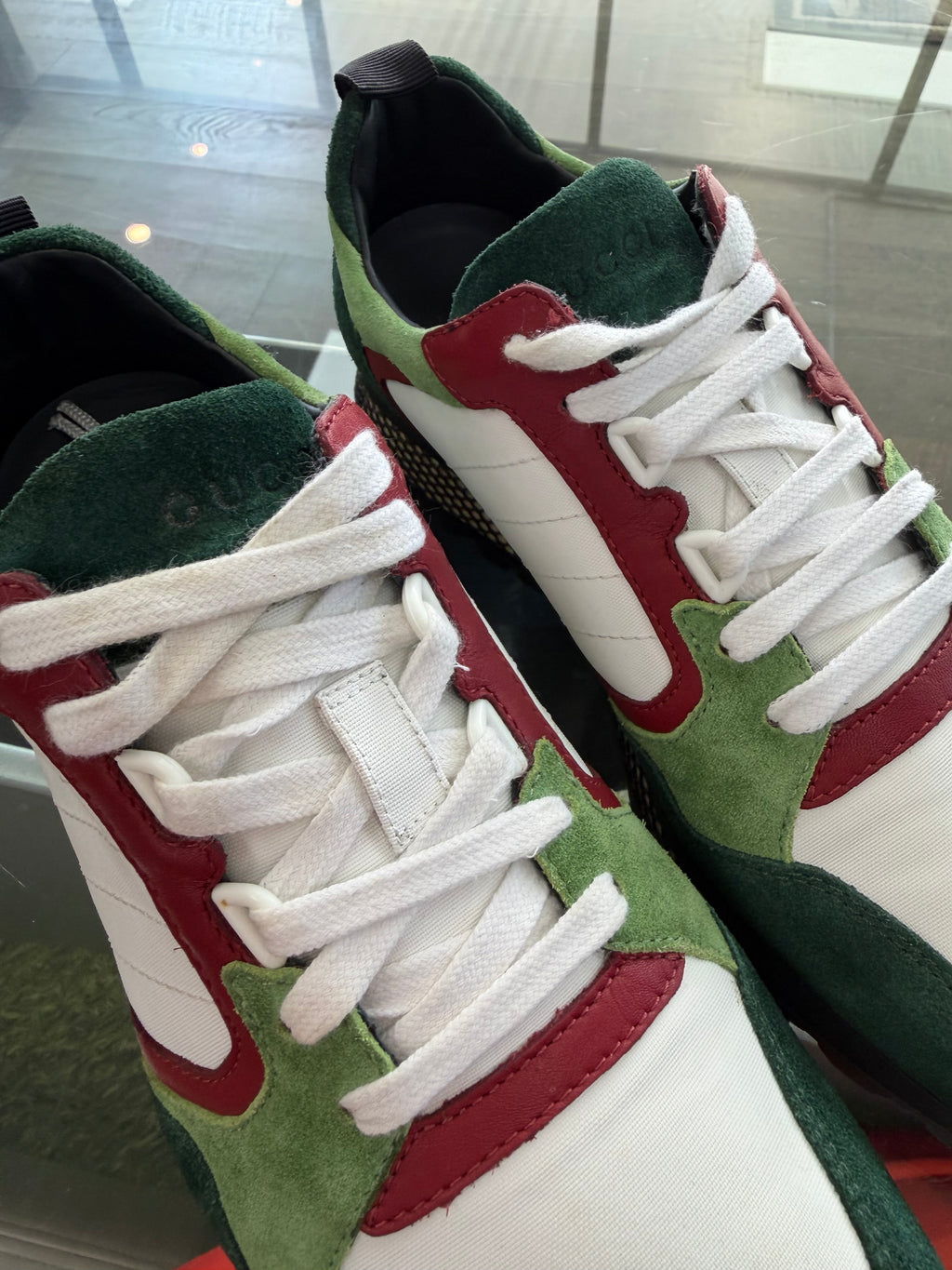 GUCCI SEUDE LEATHER TRAINER (7)