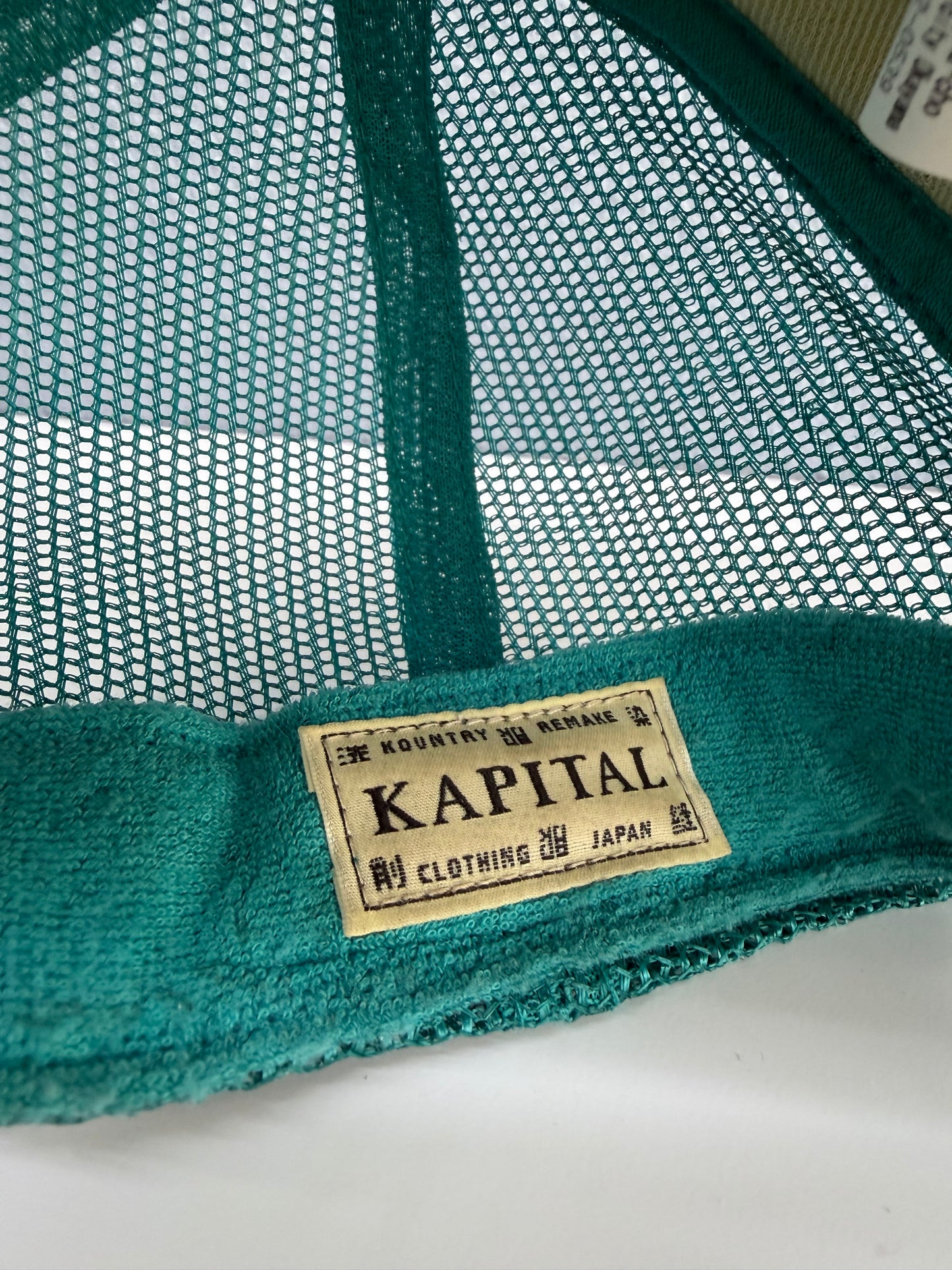 KAPITAL 'FREE WHEELIN' TRUCKER HAT