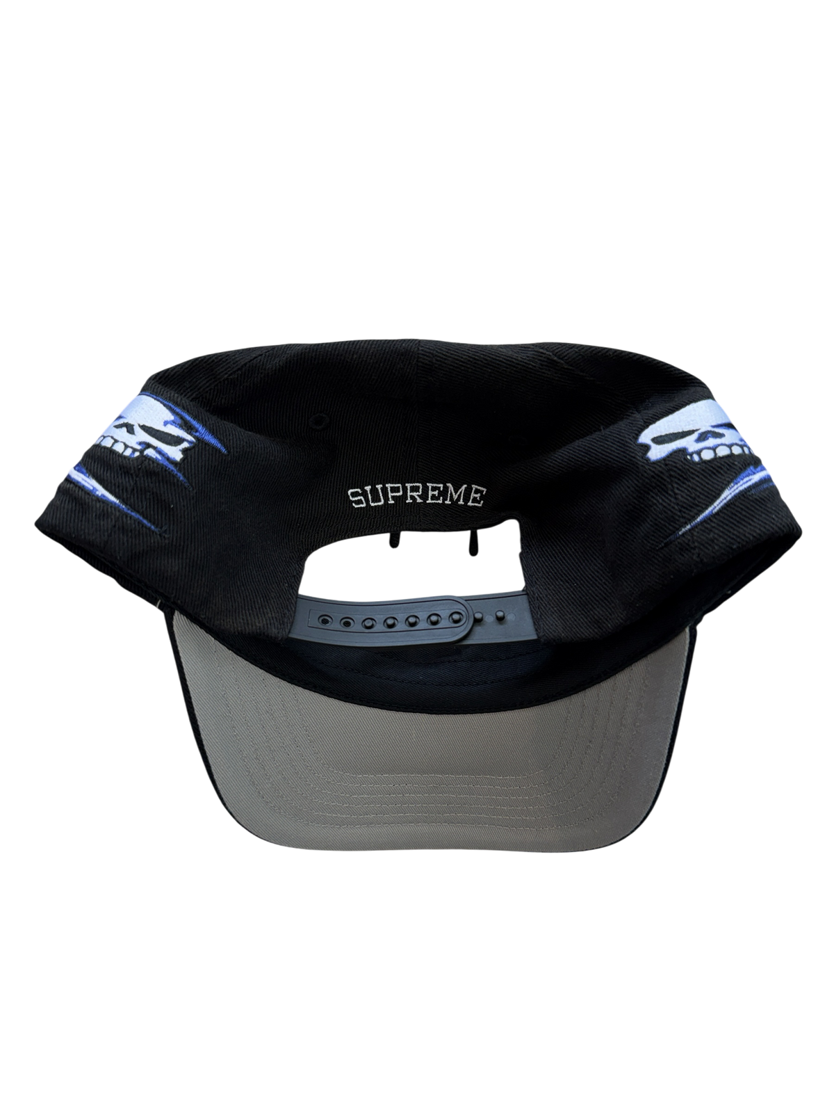 SUPREME SKULLS SPELLOUT 6-PANEL HAT