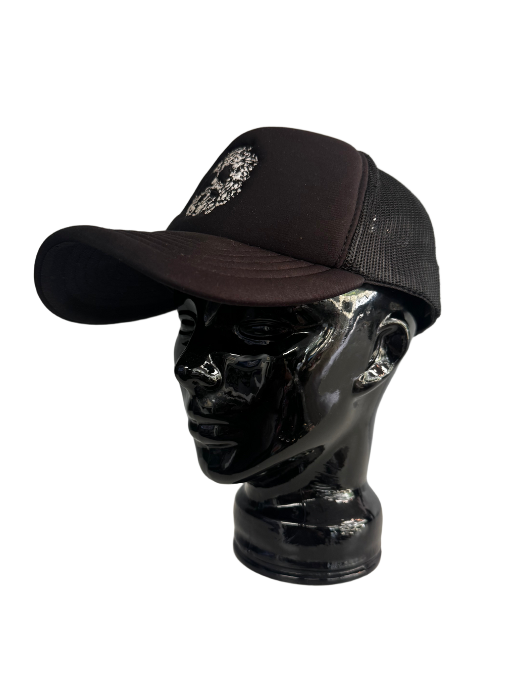 DENIM TEARS WREATH TRUCKER HAT